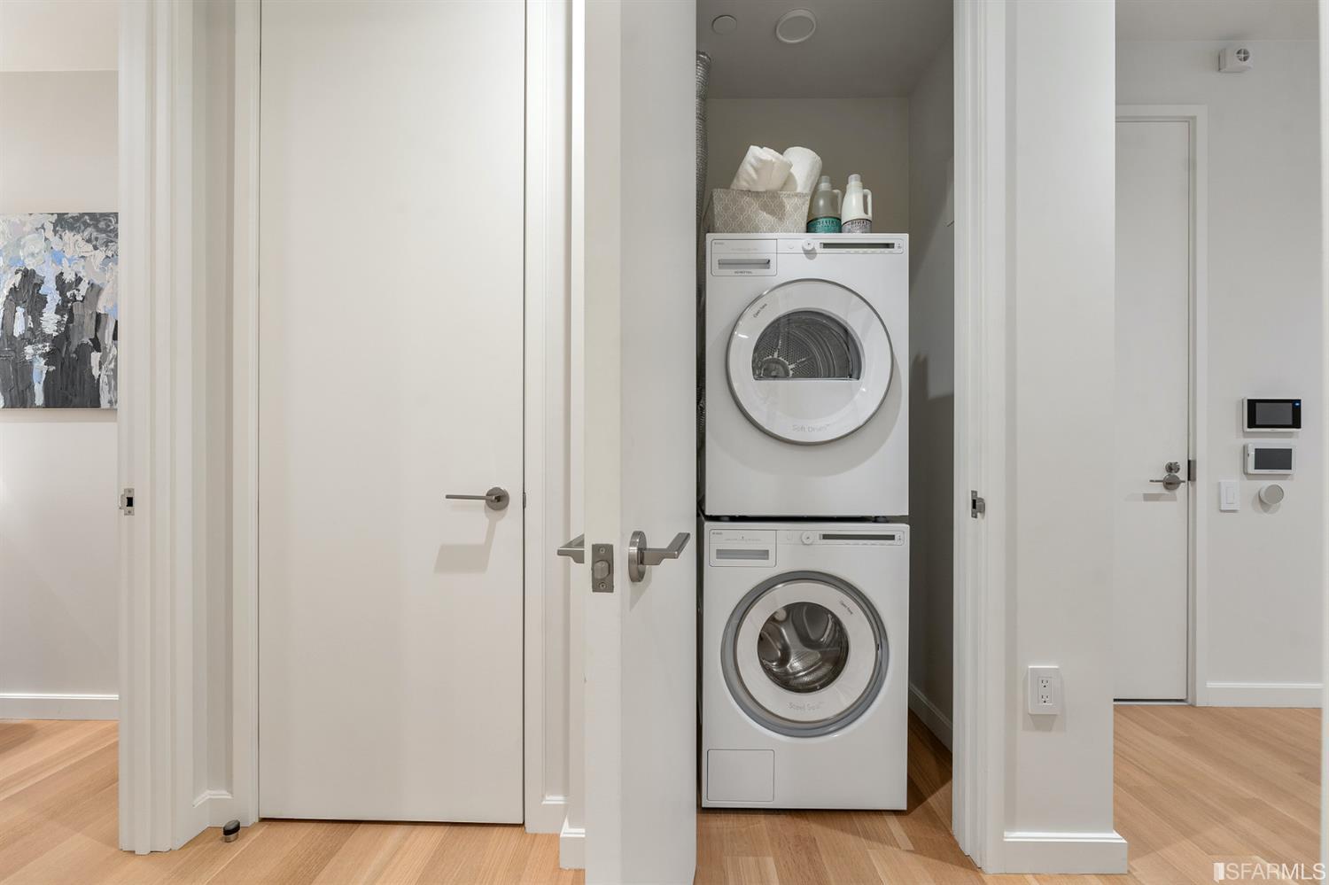 858 Capp Street Unit: 1