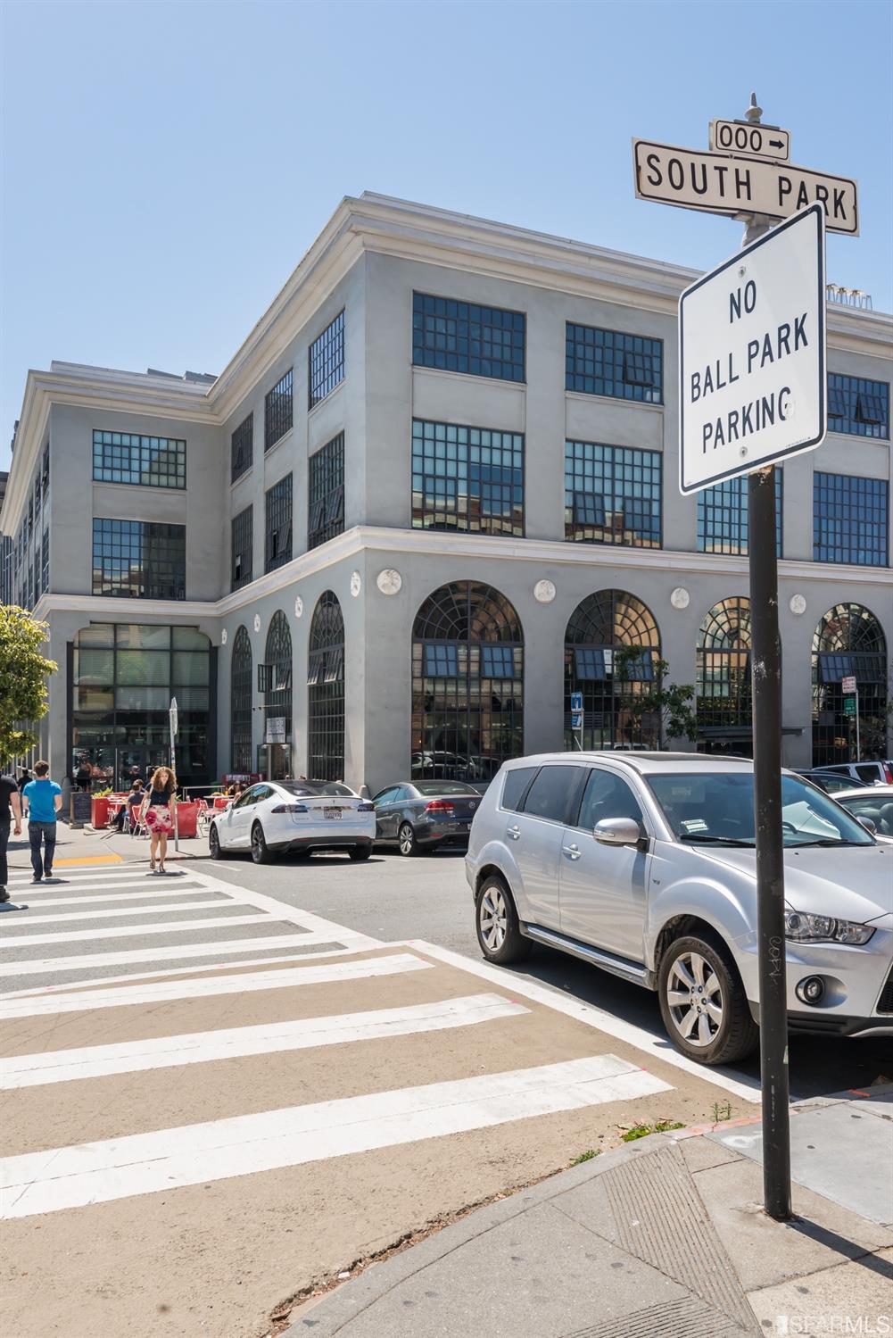 655 5th Street Unit: 18