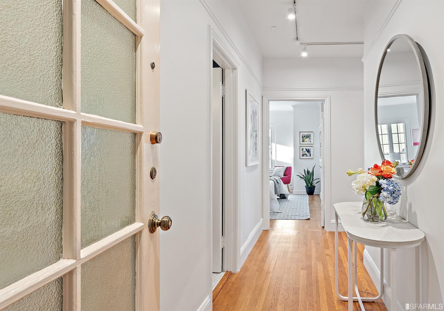 595 12th Avenue Unit: 5