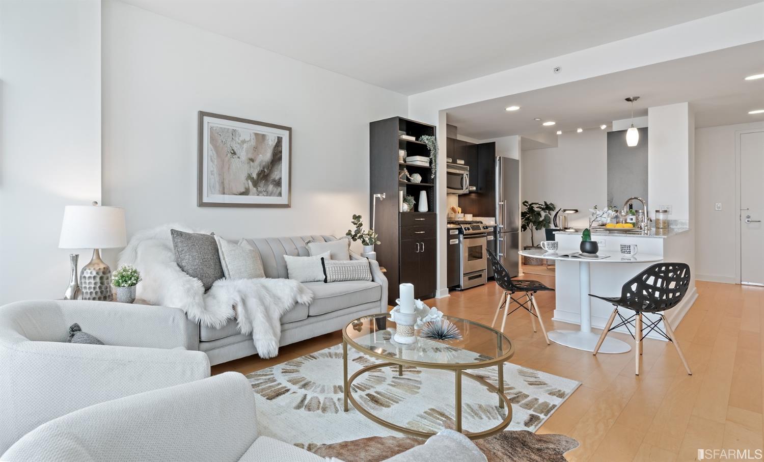 300 Berry Street Unit: 1407