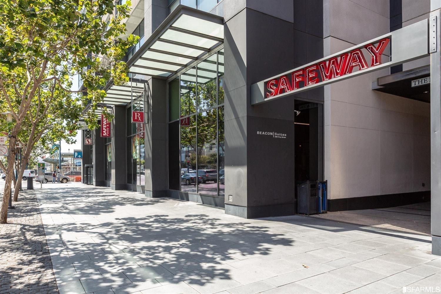 300 Berry Street Unit: 1407