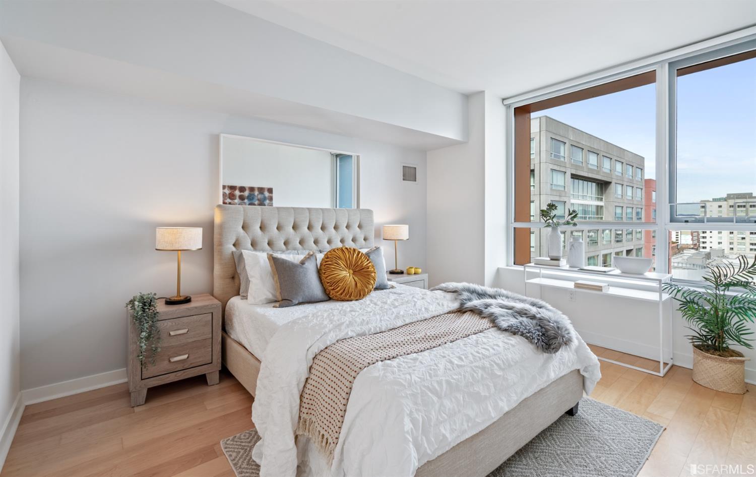 300 Berry Street Unit: 1407