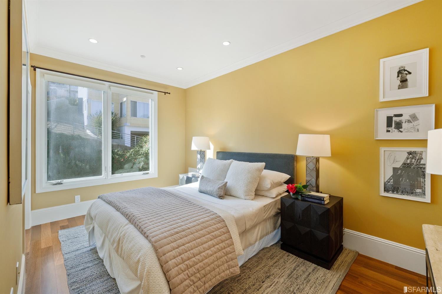 950 Corbett Avenue Unit: 3