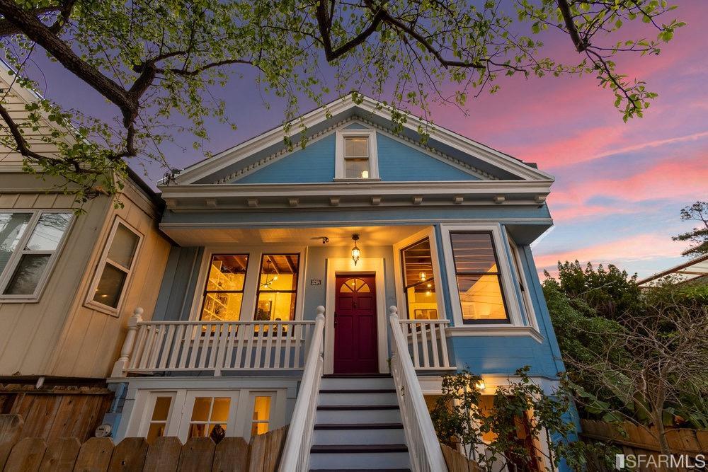 3284 Harrison Street