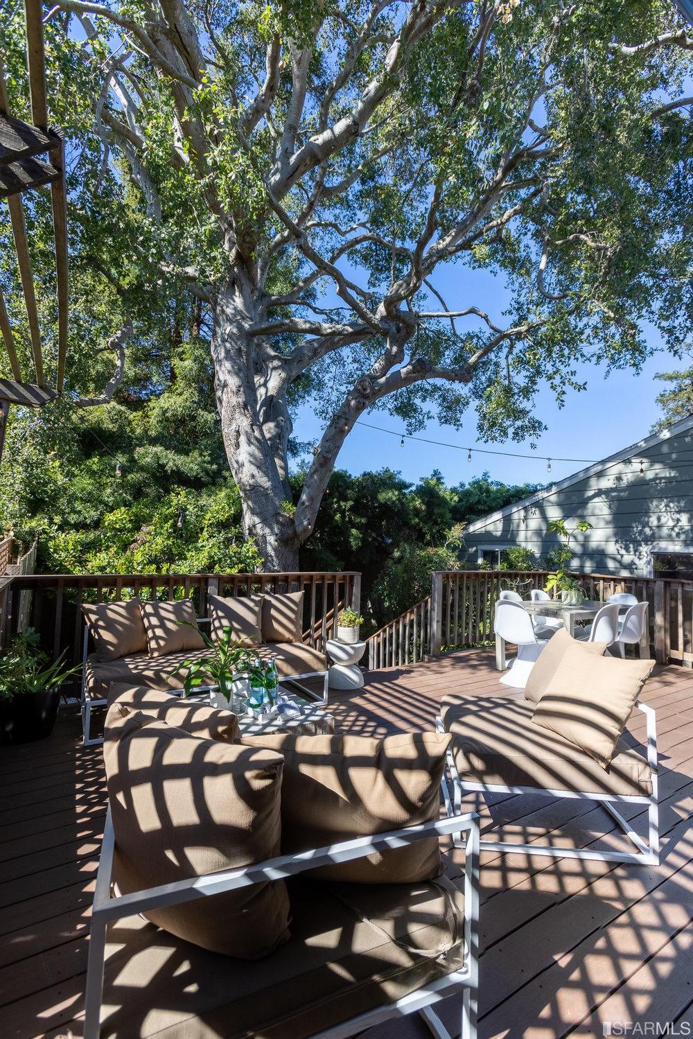 3284 Harrison Street