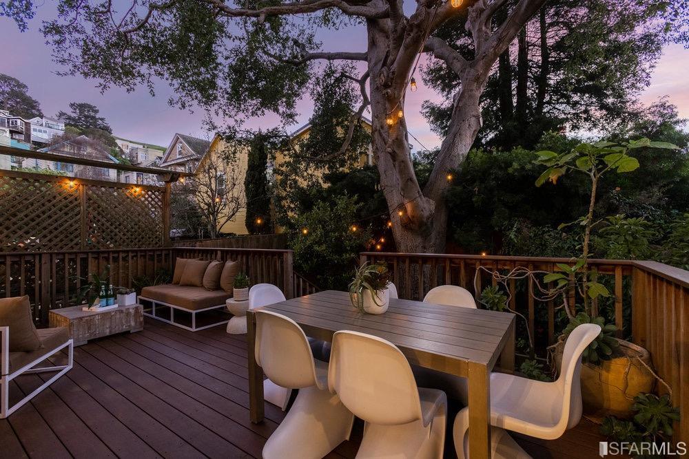 3284 Harrison Street