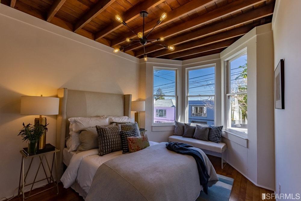 3284 Harrison Street