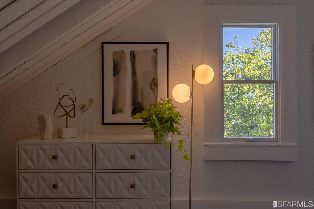 3284 Harrison Street