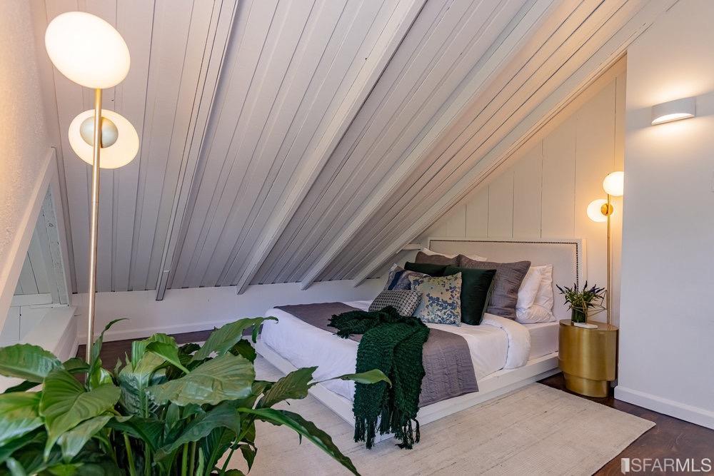 3284 Harrison Street