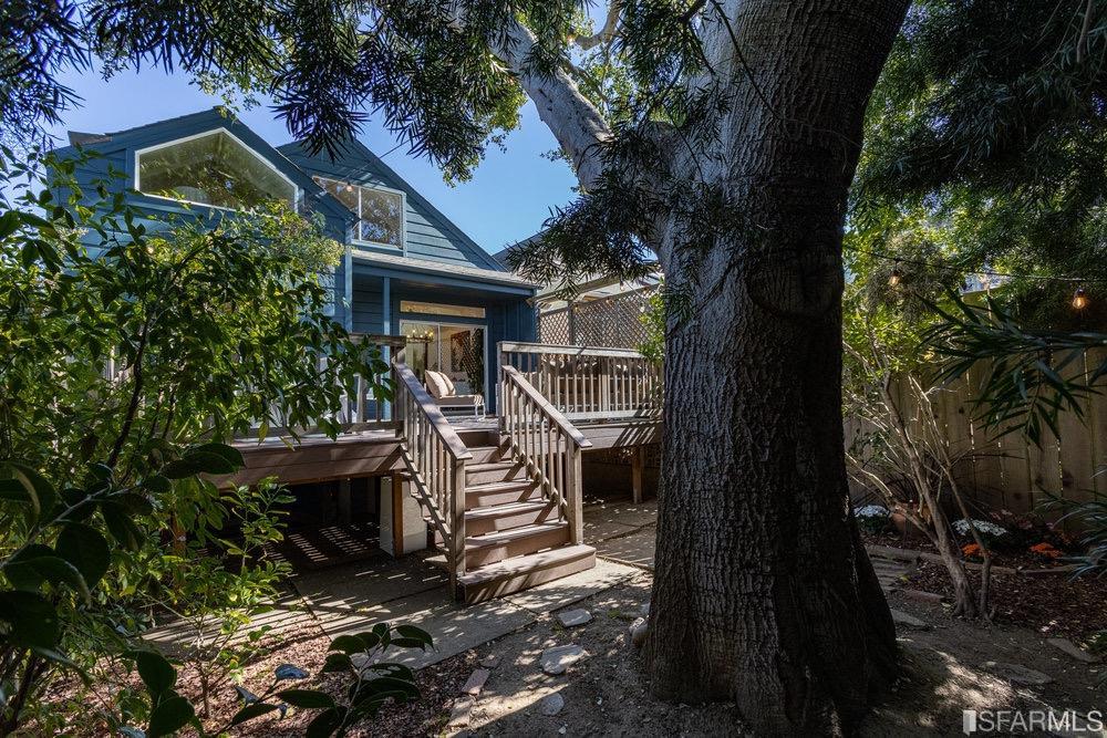 3284 Harrison Street