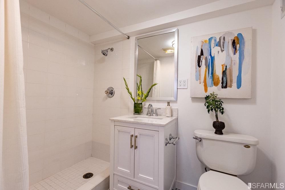 3284 Harrison Street