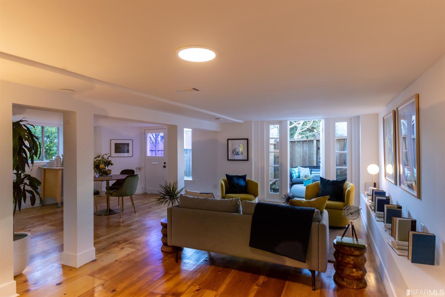 3284 Harrison Street