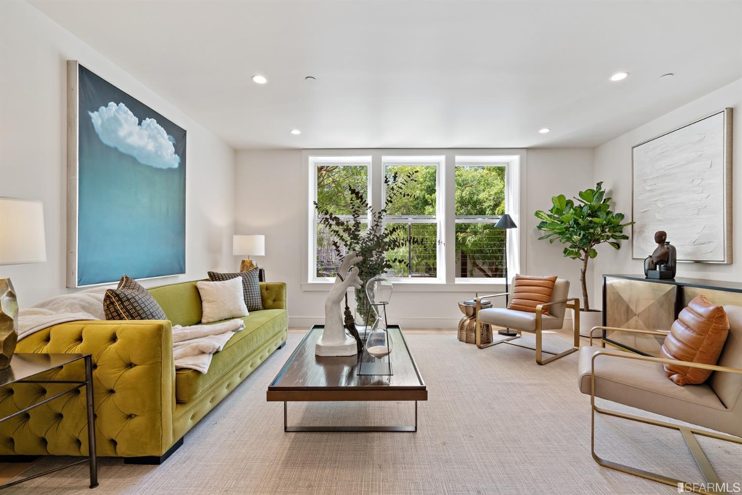 2779 Folsom Street Unit: 2