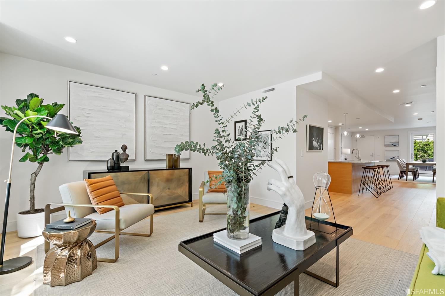 2779 Folsom Street Unit: 2