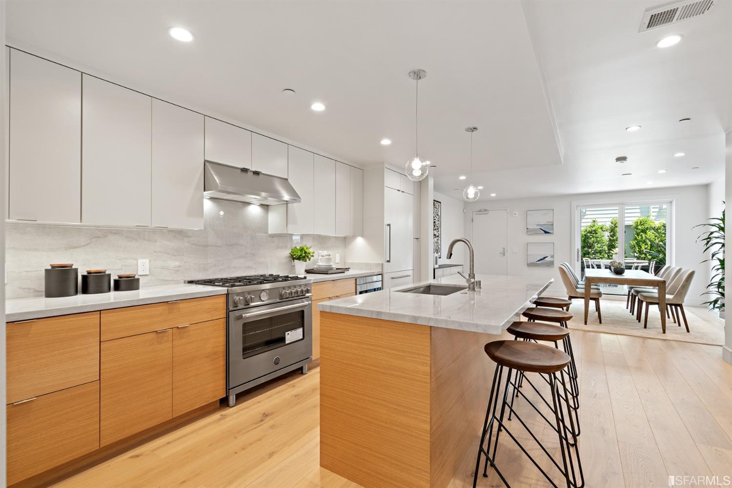 2779 Folsom Street Unit: 1