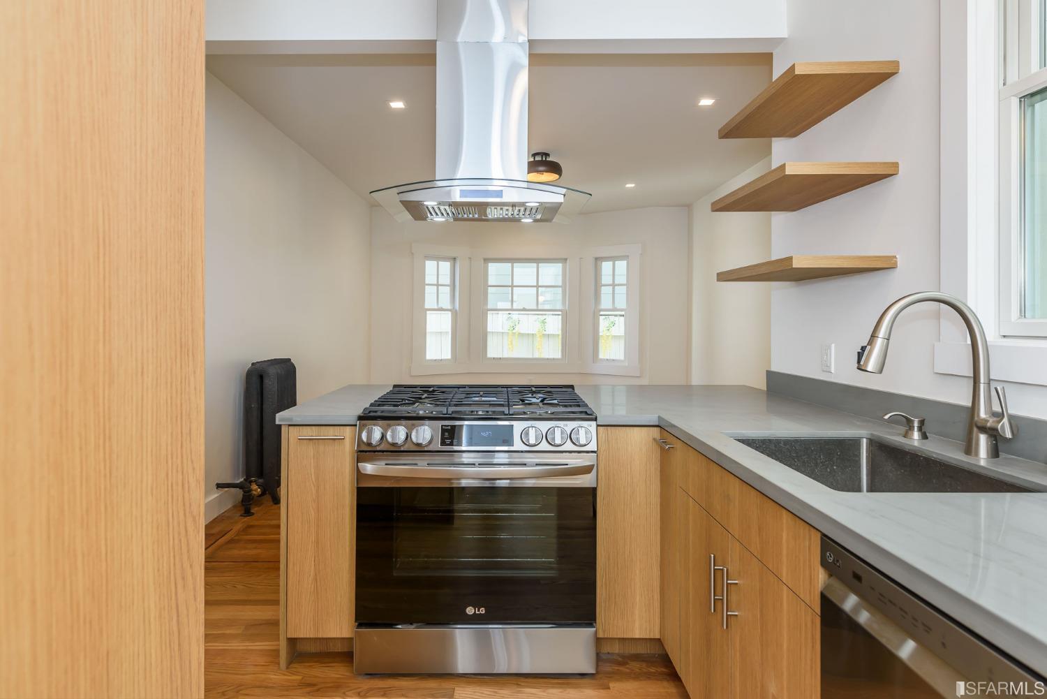 1100 Leavenworth Street Unit: 2