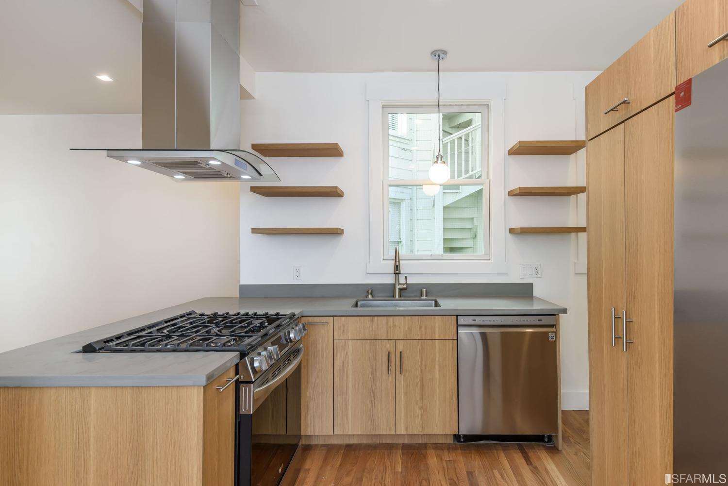 1100 Leavenworth Street Unit: 2