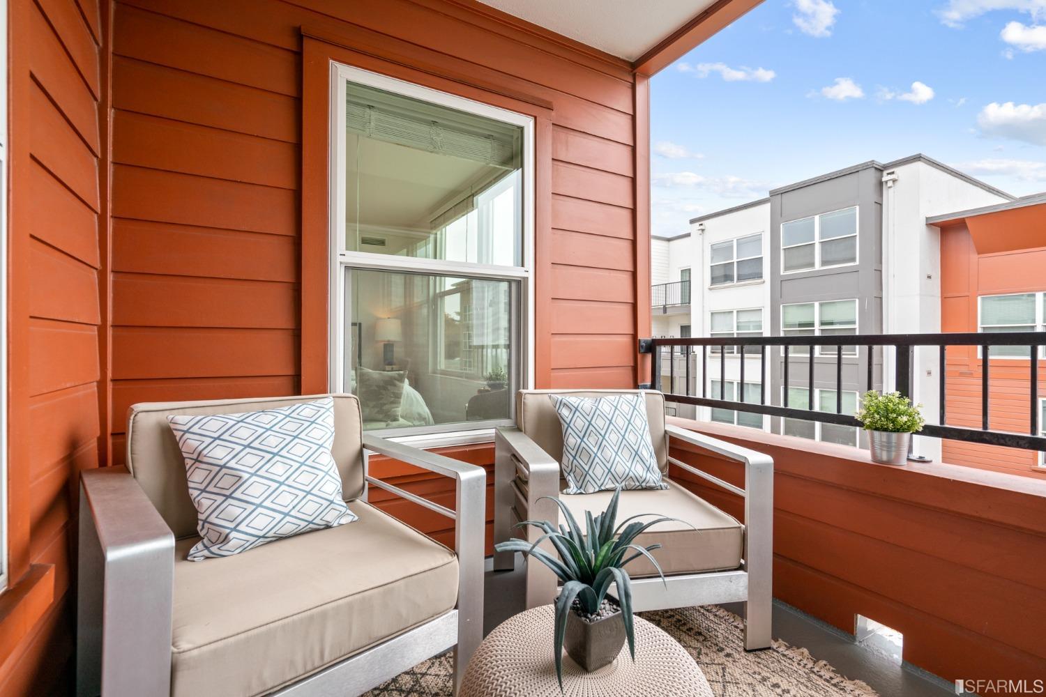 8100 Oceanview Terrace Unit: 204