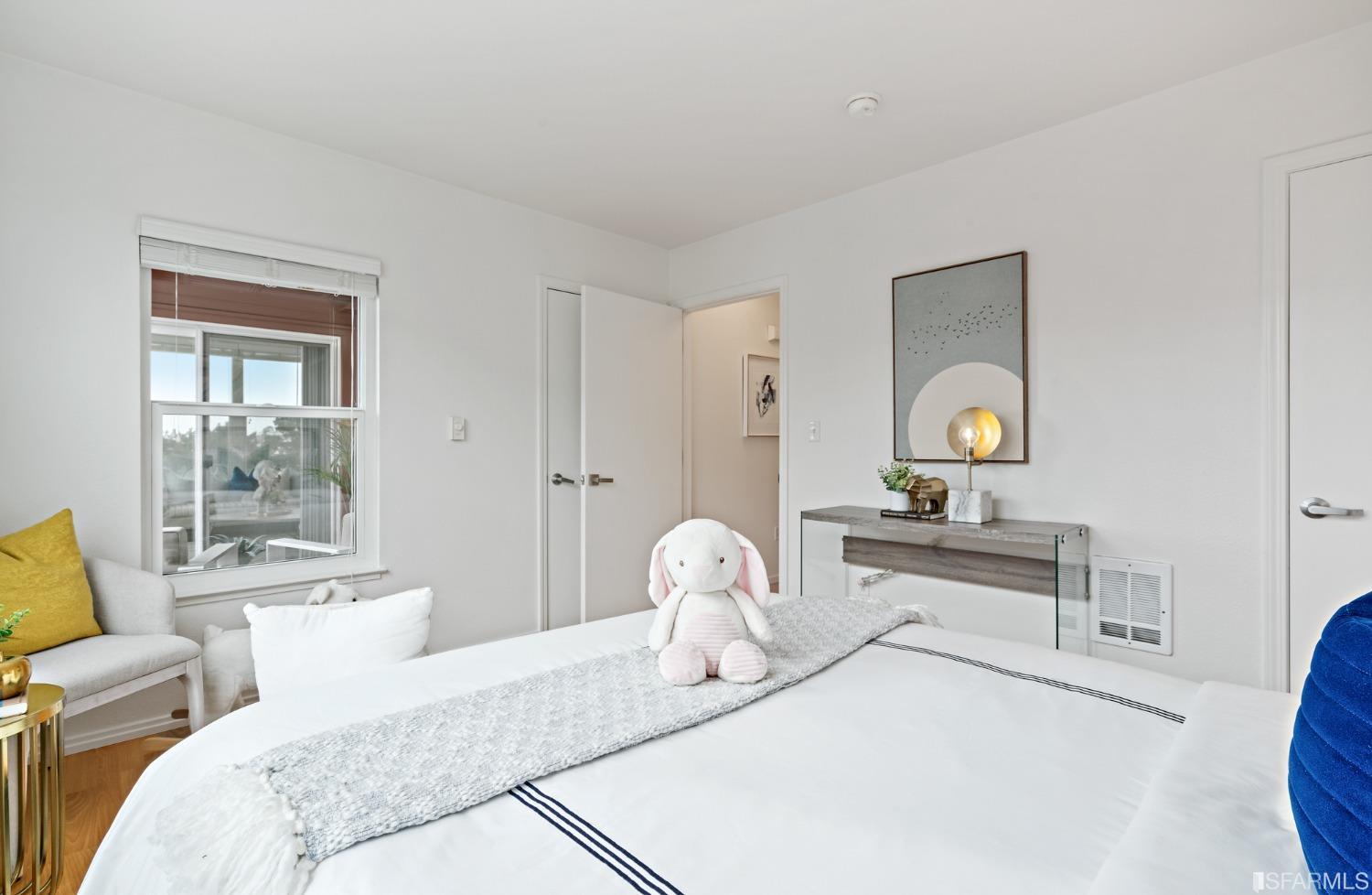 8100 Oceanview Terrace Unit: 204