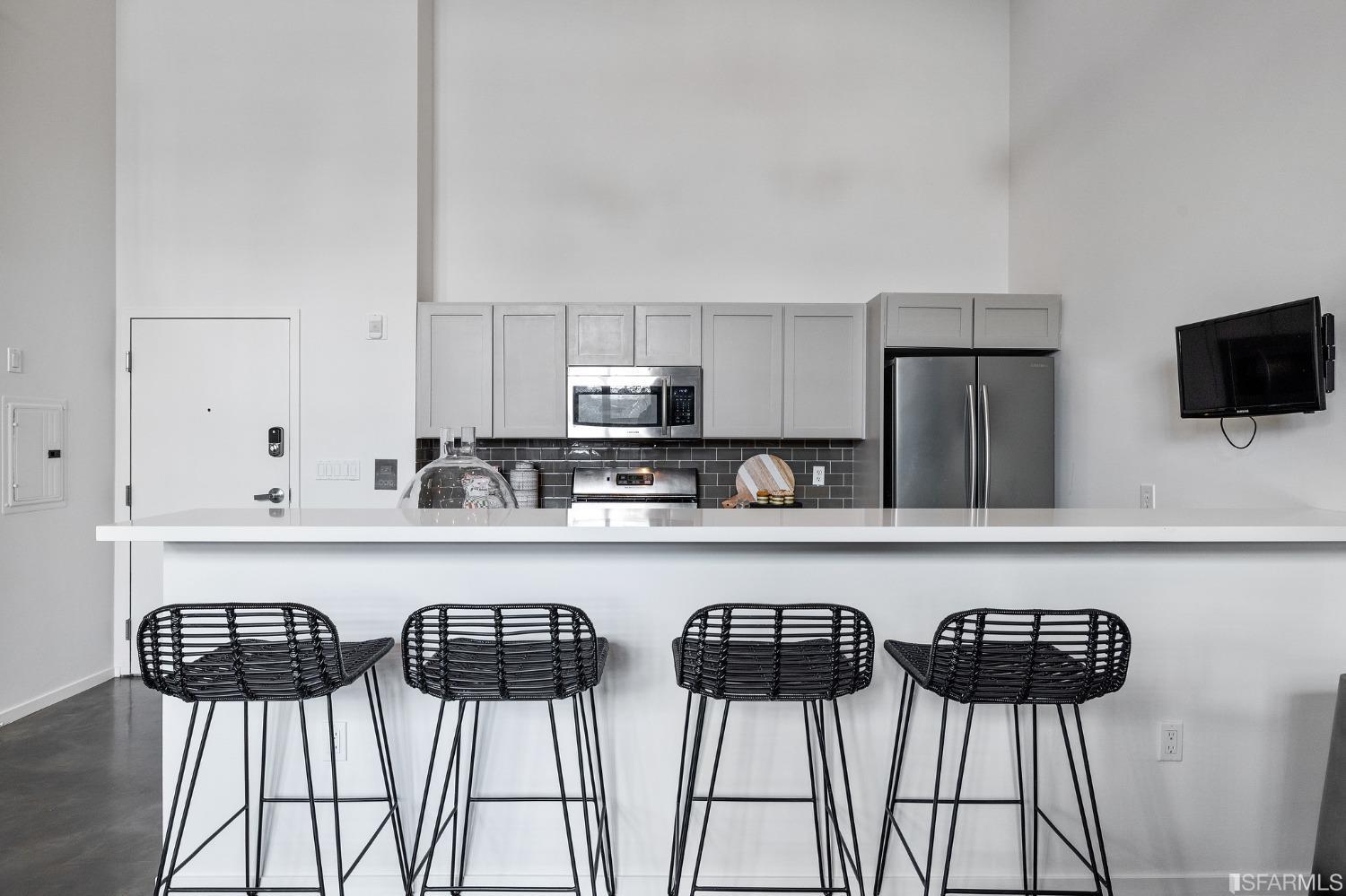 560 Haight Street Unit: 107