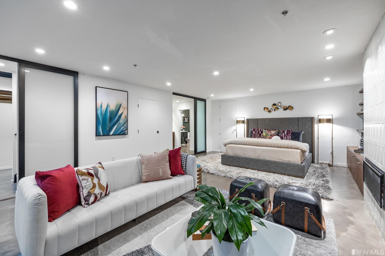 560 Haight Street Unit: 107