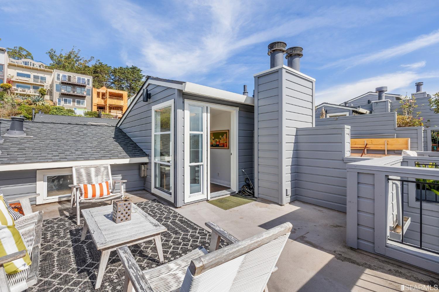 4150 17th Street Unit: 14