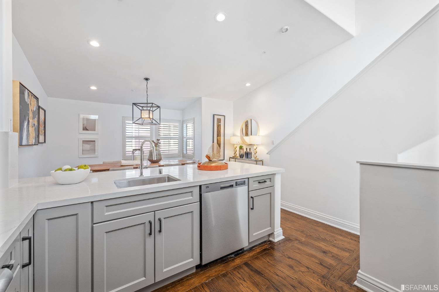 4150 17th Street Unit: 14