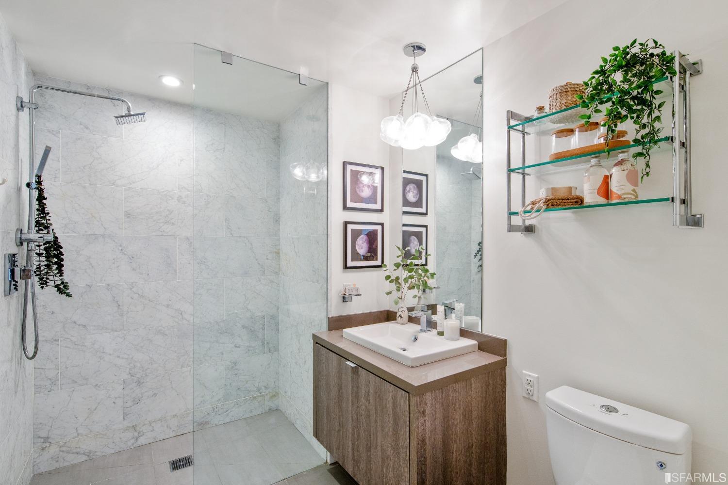 2299 Market Street Unit: 205