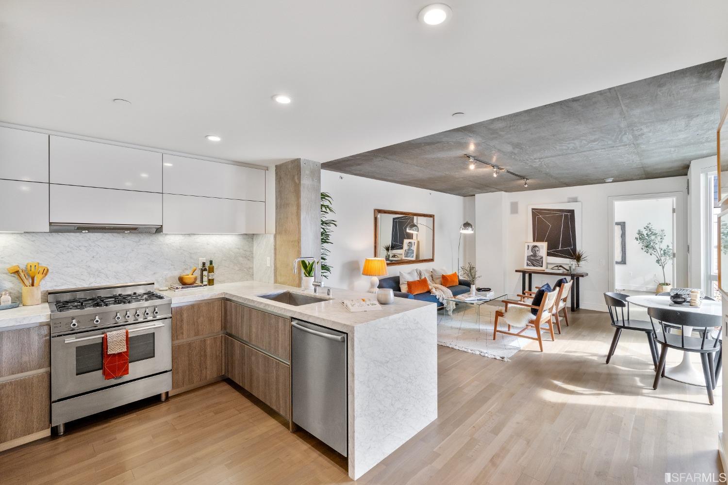 2299 Market Street Unit: 205