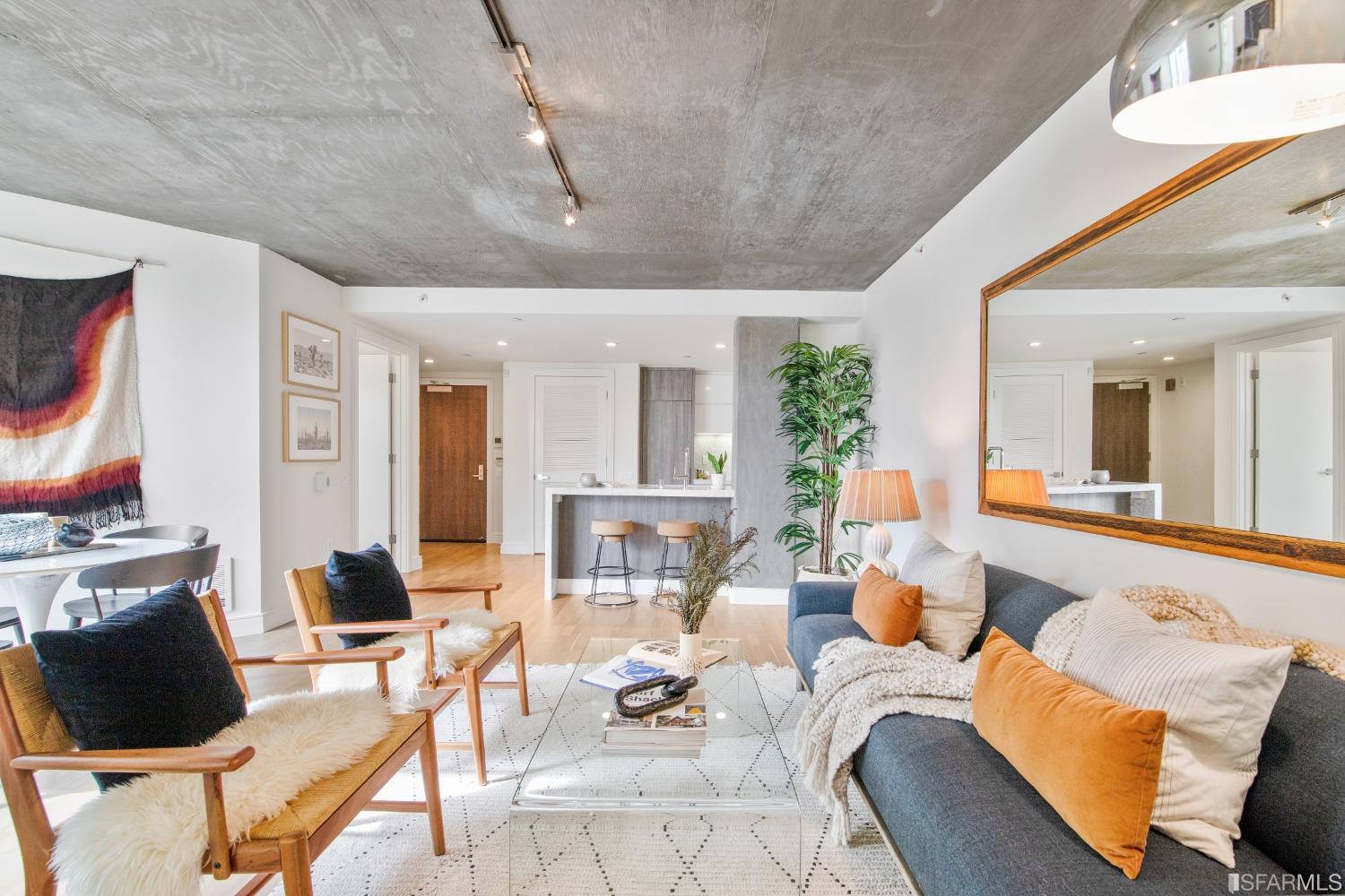 2299 Market Street Unit: 205