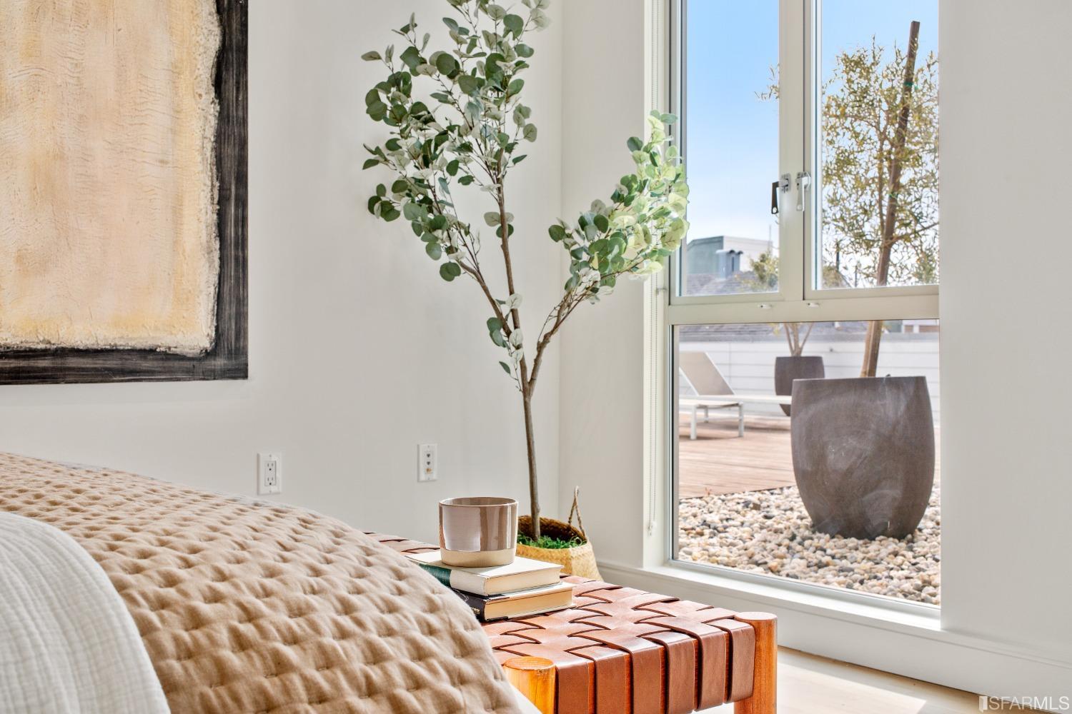 2299 Market Street Unit: 205