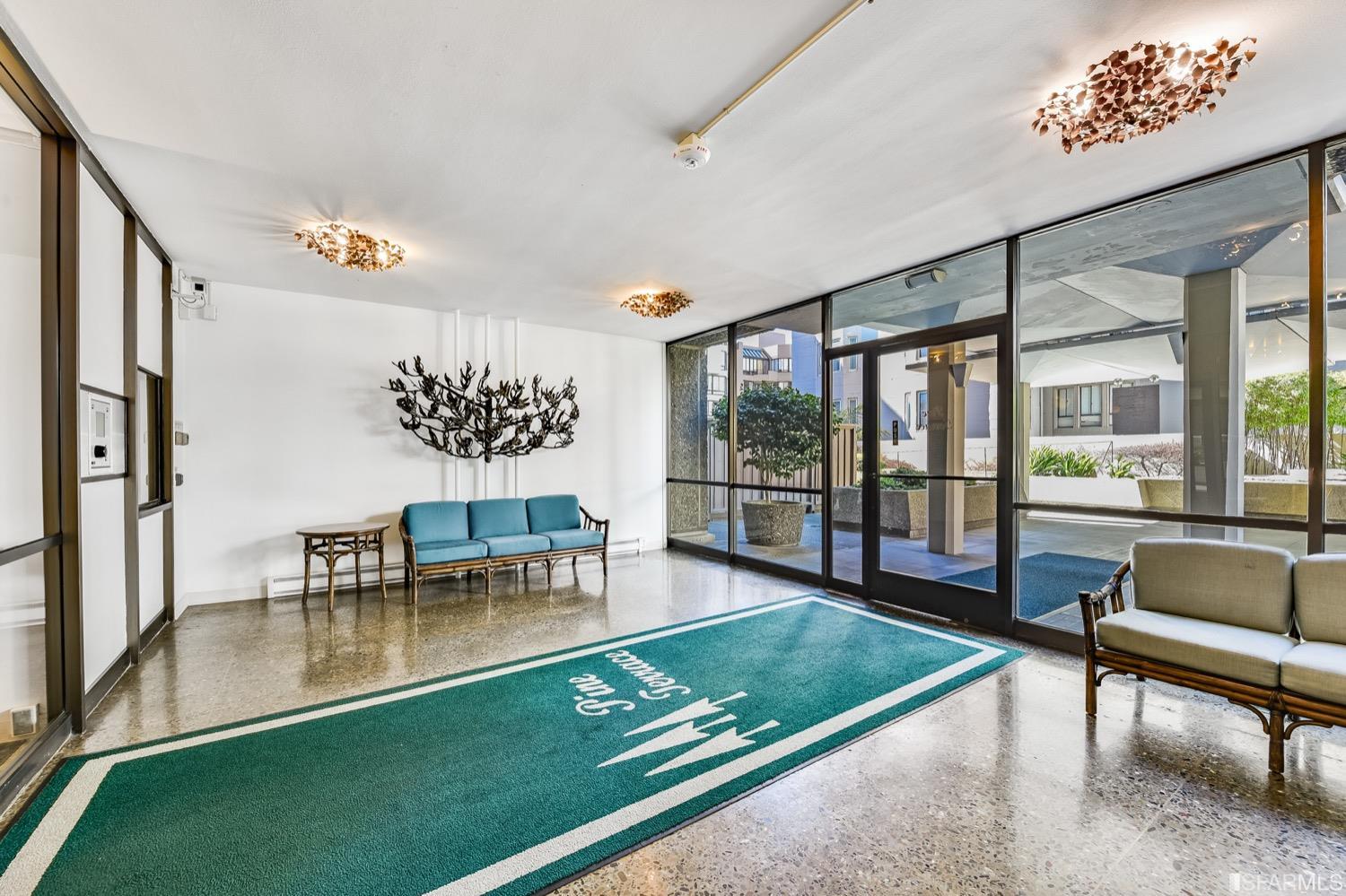 1001 Pine Street Unit: 1008