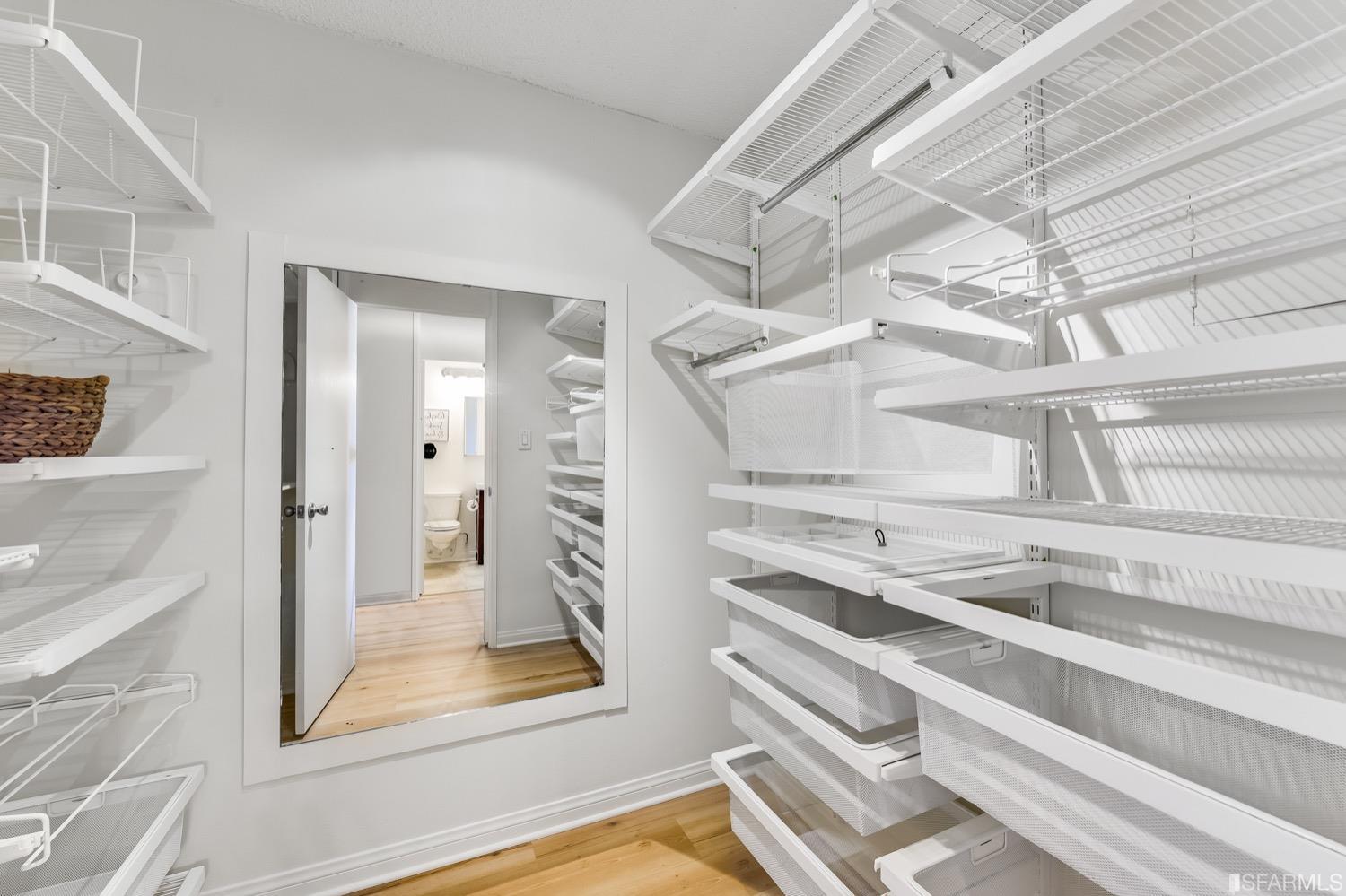 1001 Pine Street Unit: 1008