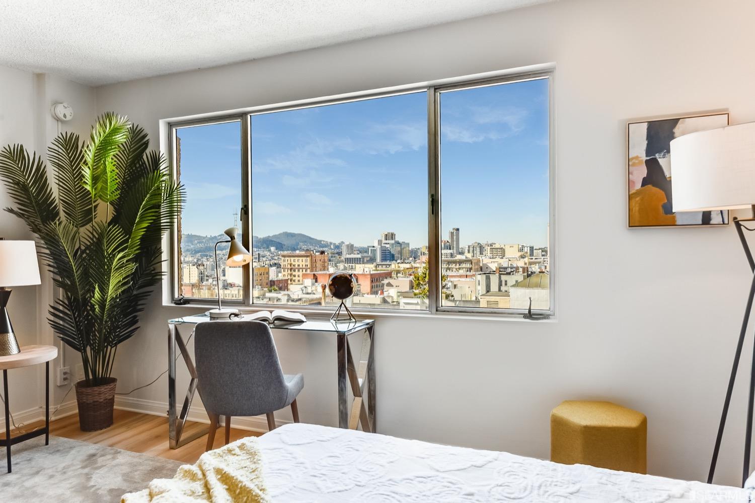 1001 Pine Street Unit: 1008