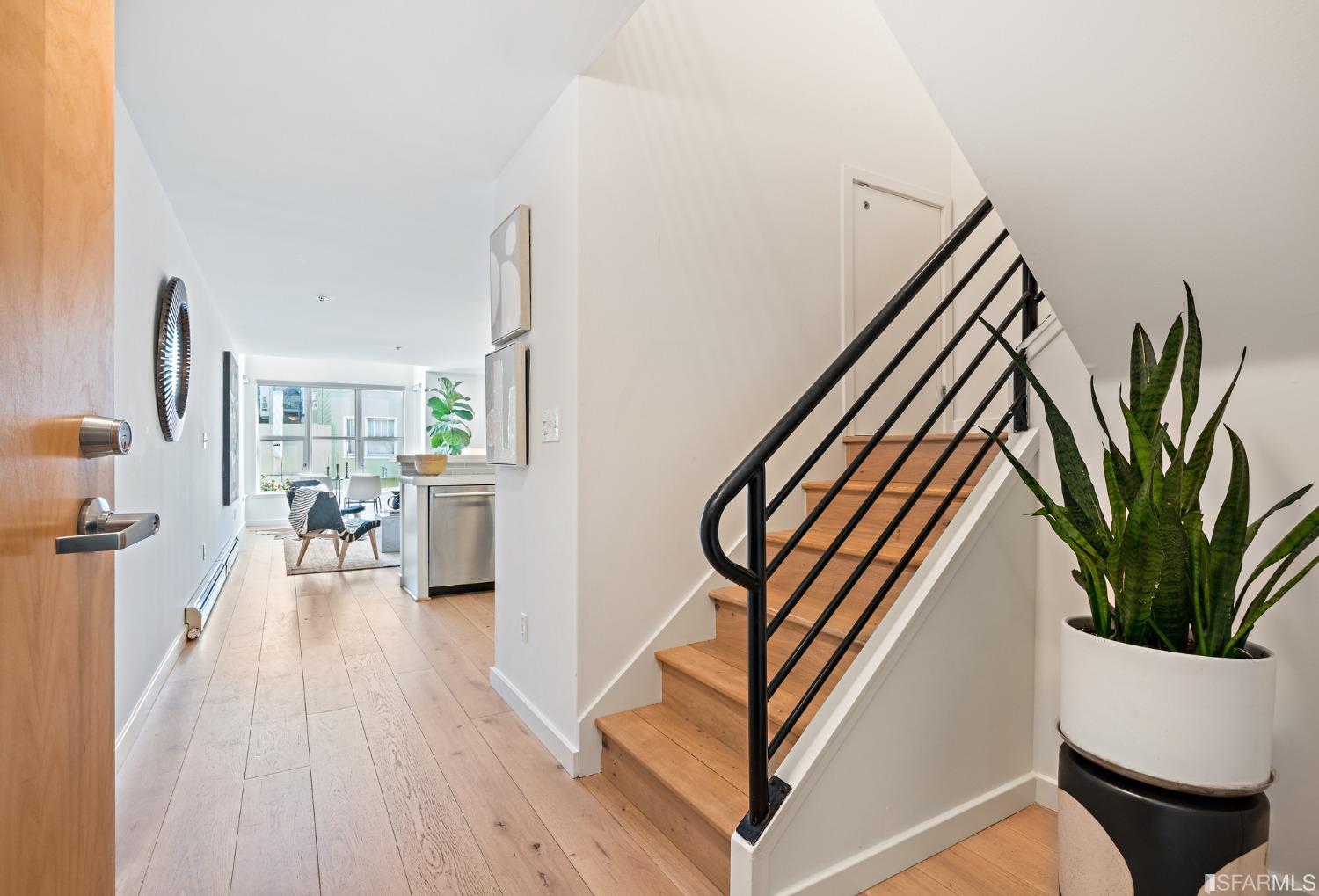 1720 Clay Street Unit: 7