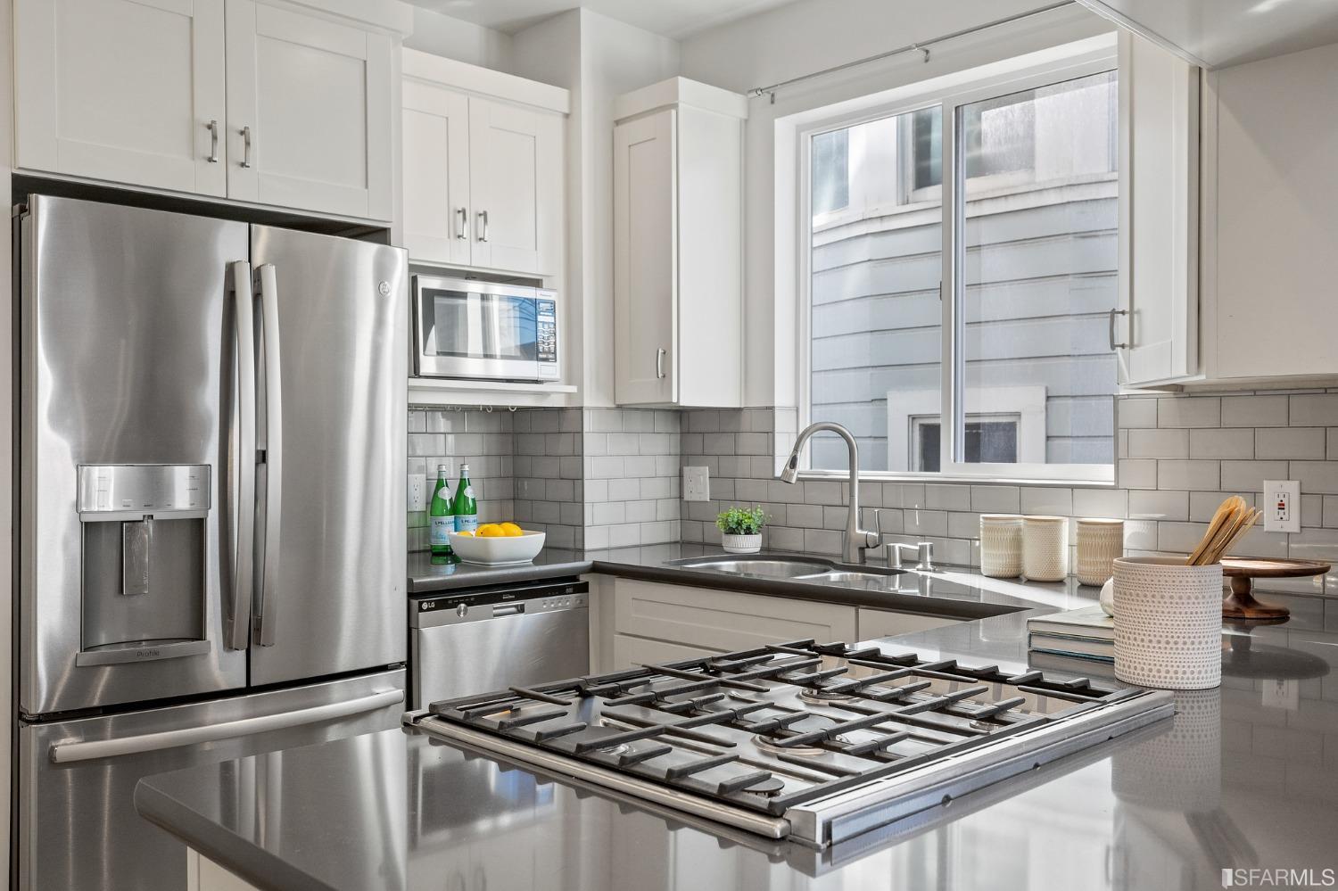 105 Palm Avenue Unit: 2