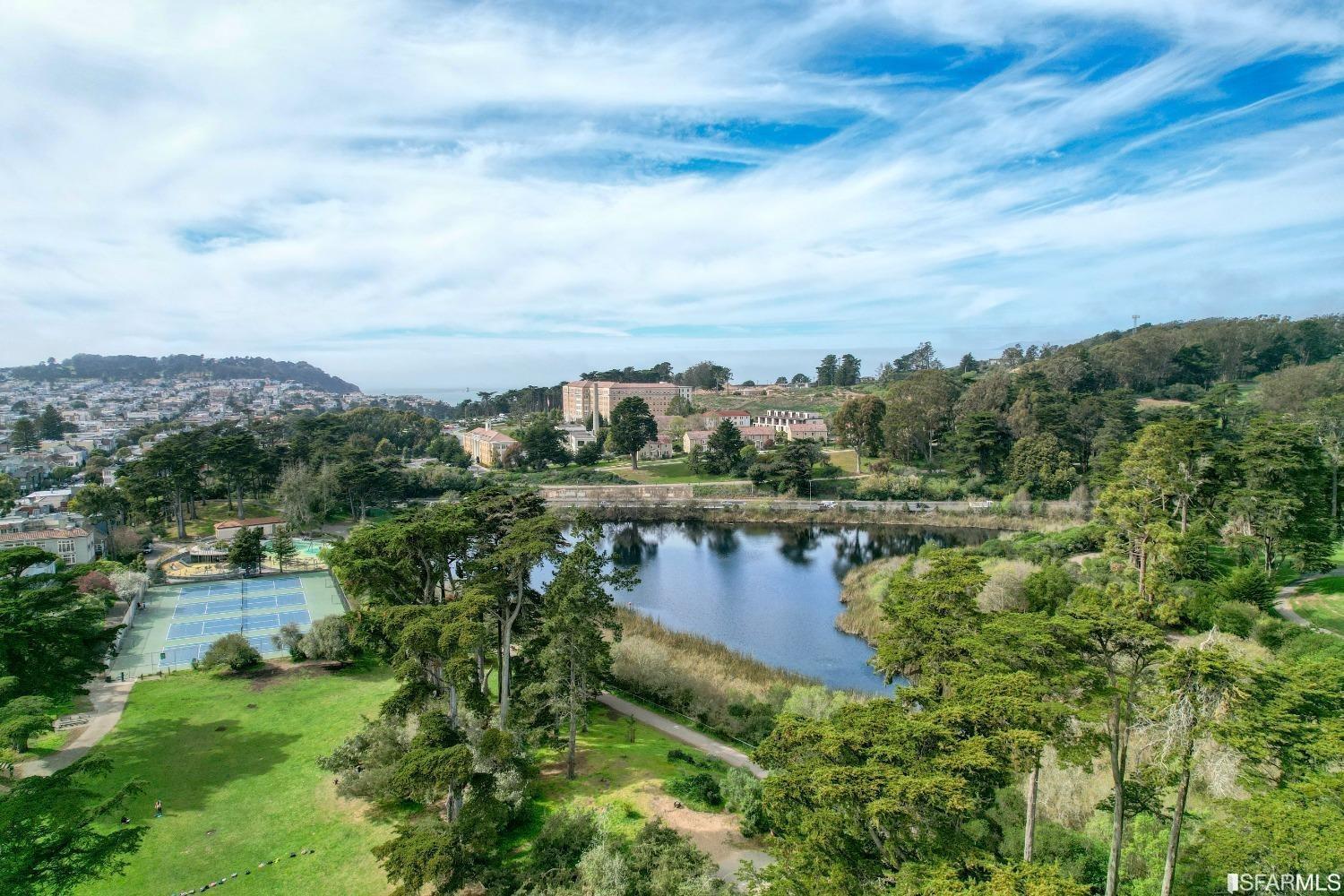 105 Palm Avenue Unit: 2