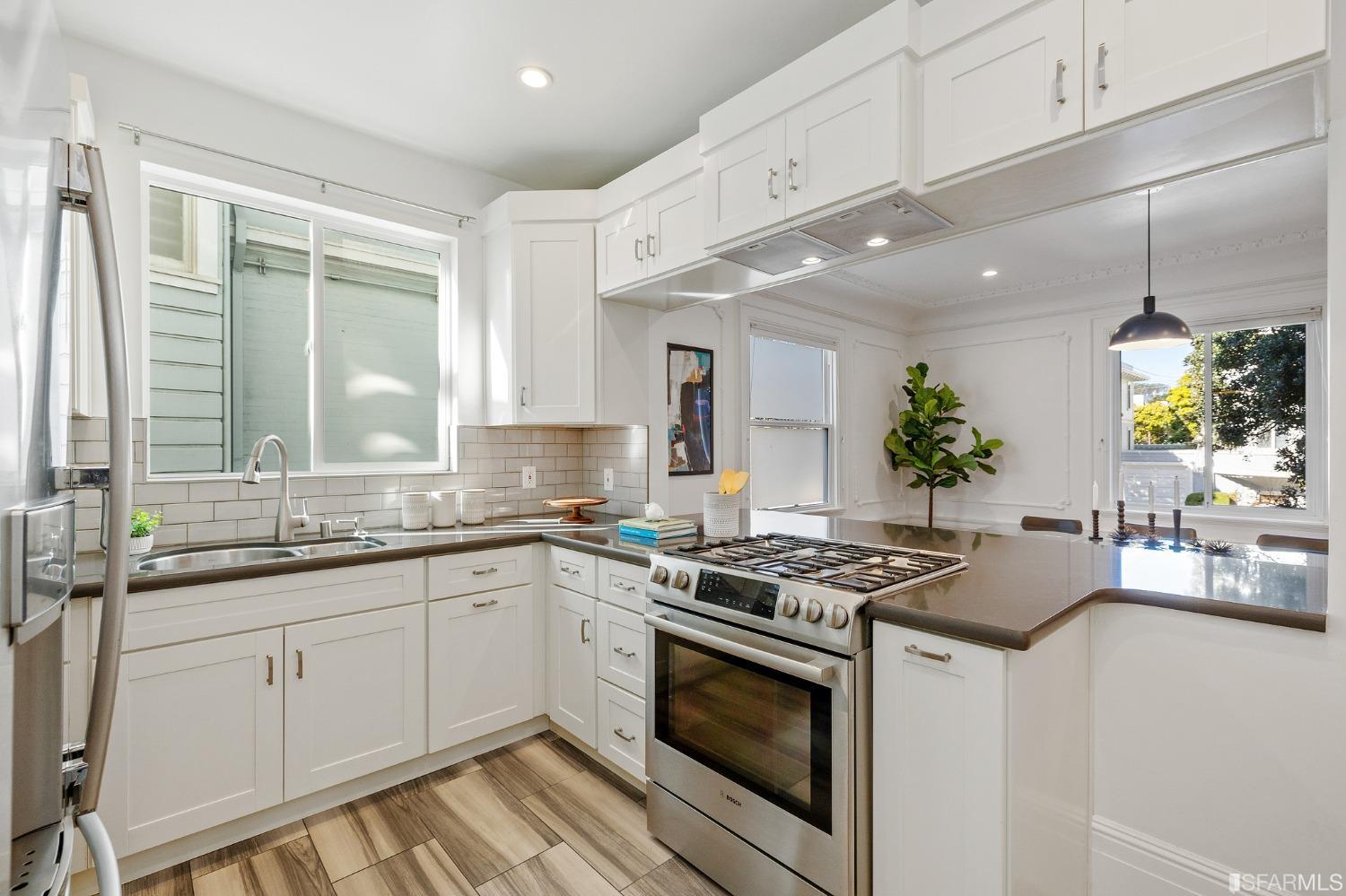 105 Palm Avenue Unit: 2