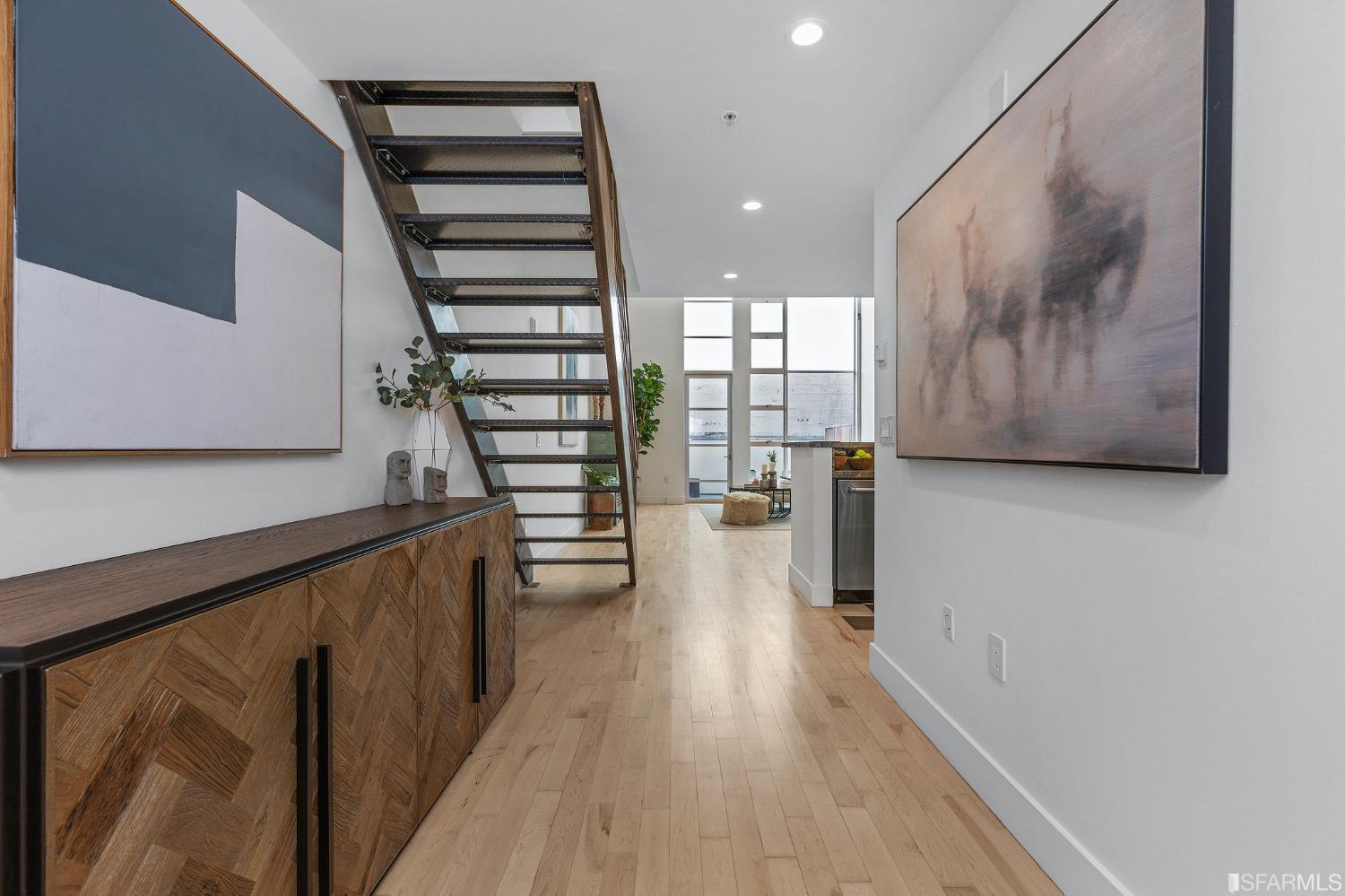 730 Florida Street Unit: 14