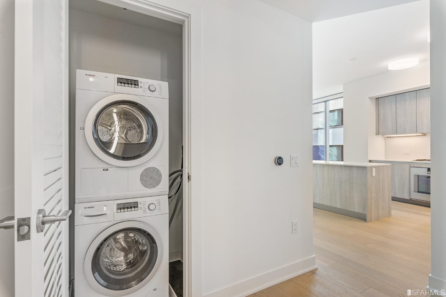 333 Beale Street Unit: 6E