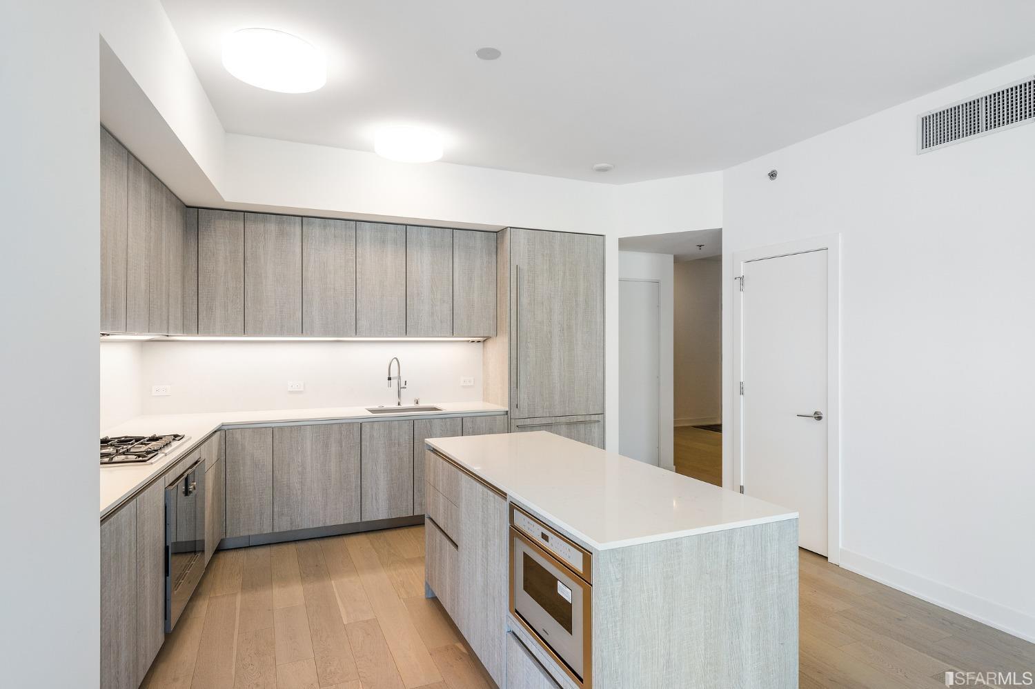 333 Beale Street Unit: 6E