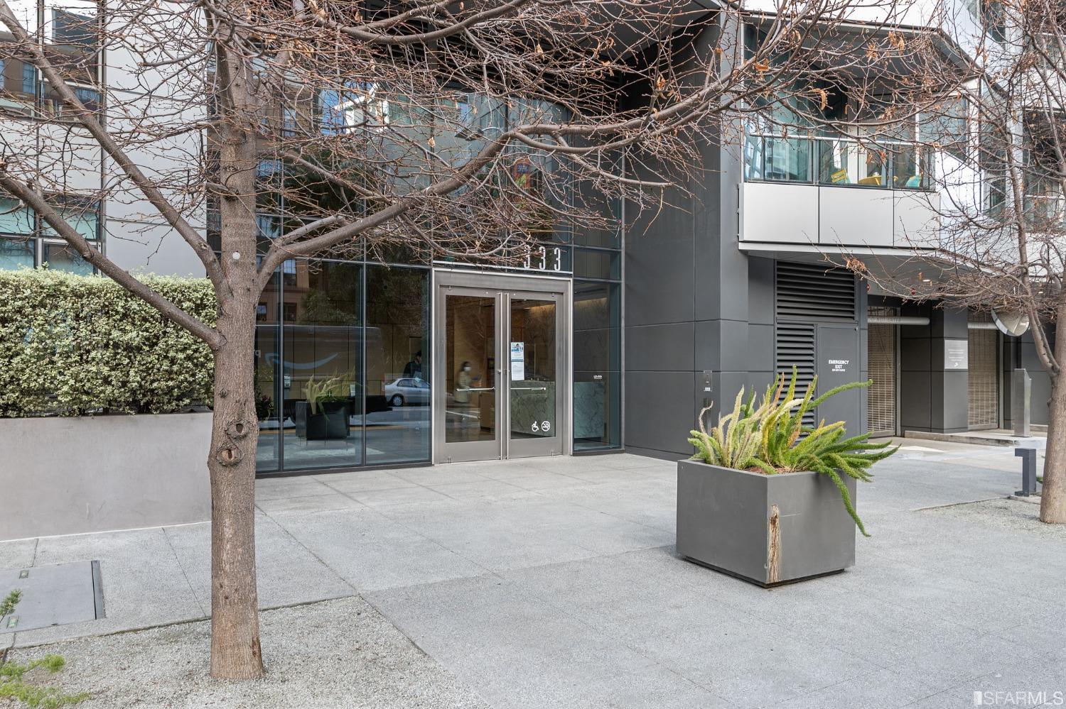 333 Beale Street Unit: 6E