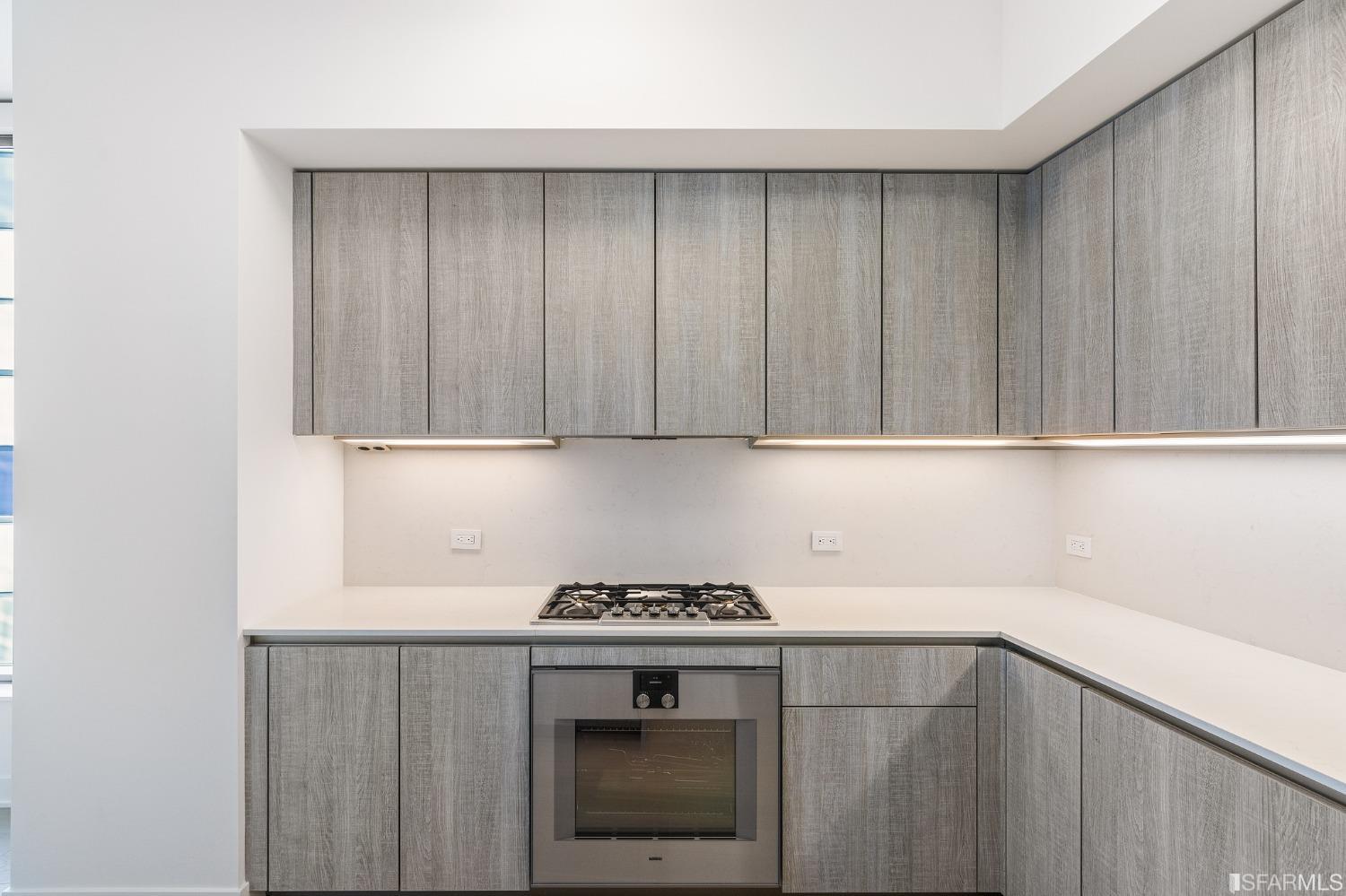 333 Beale Street Unit: 6E