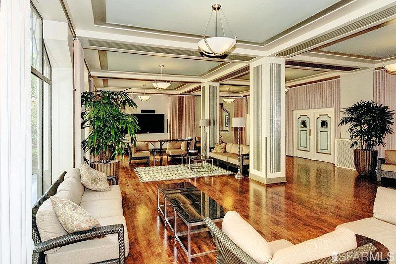 631 Ofarrell Street Unit: 712