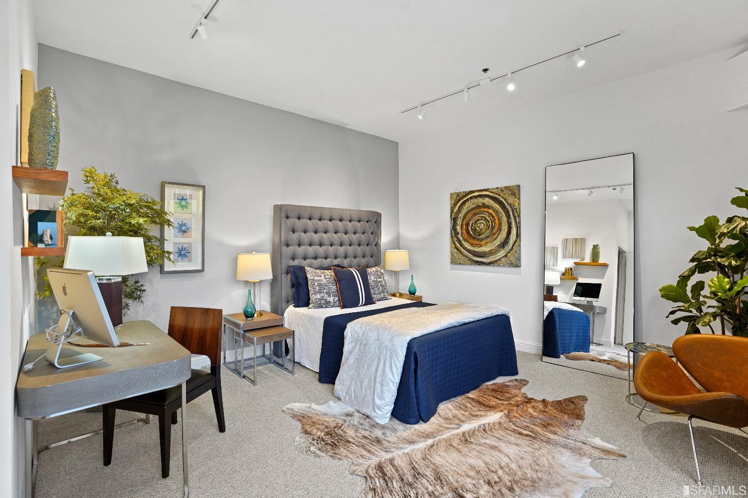 128 Morris Street Unit: 2