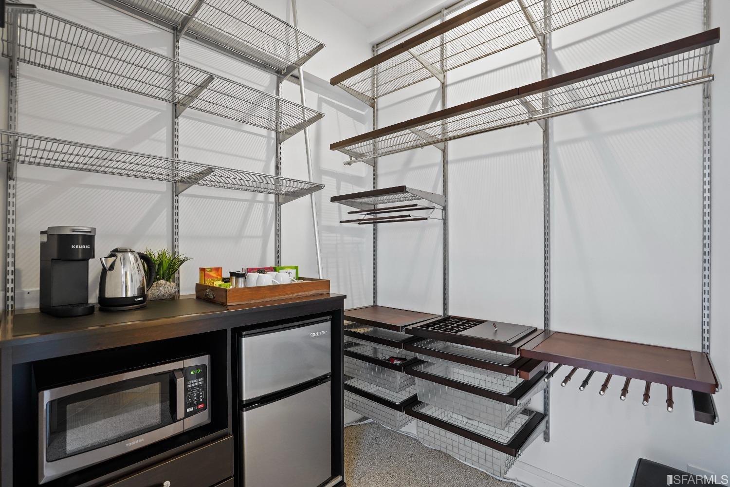 128 Morris Street Unit: 2