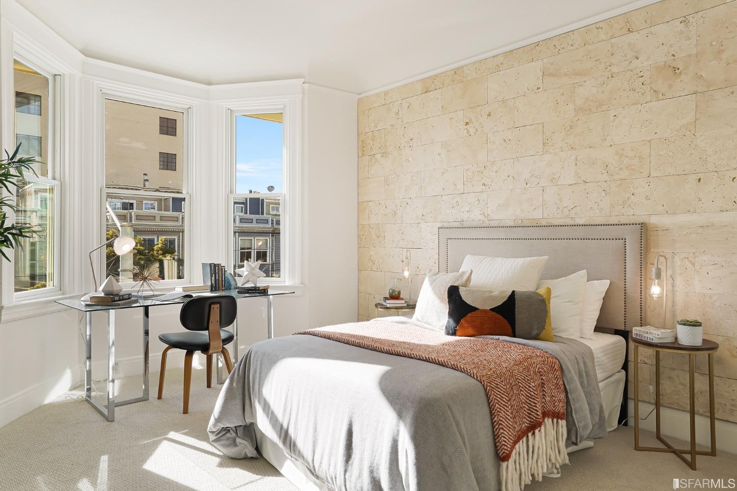 1423 South Van Ness Avenue