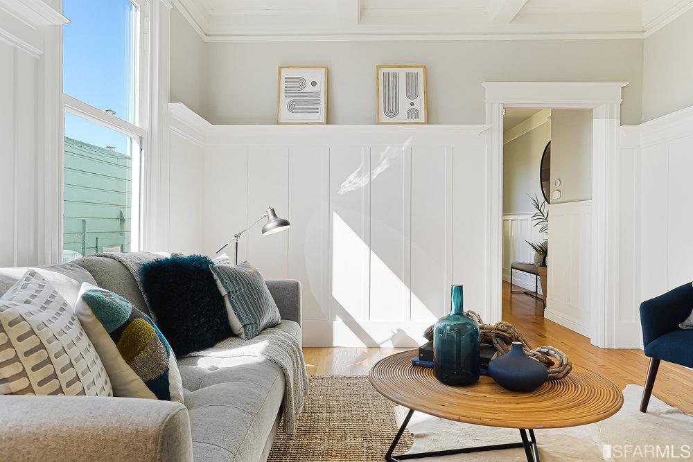 1423 South Van Ness Avenue