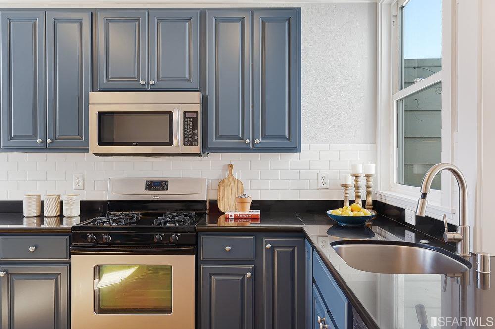 1423 South Van Ness Avenue