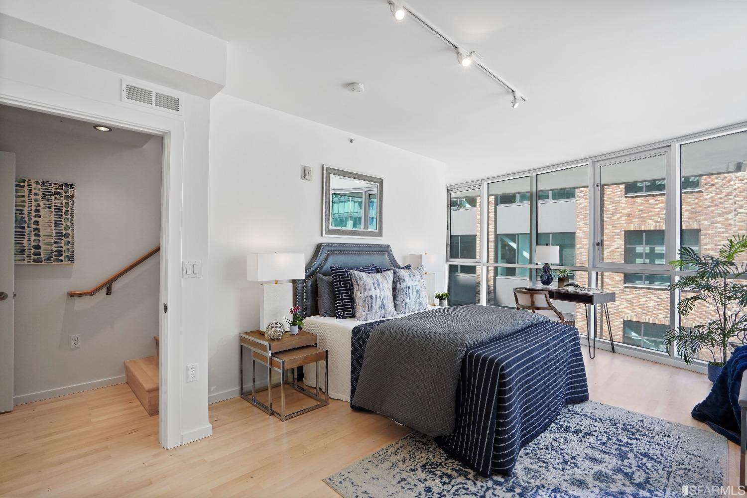 69 Clementina Street Unit: 804